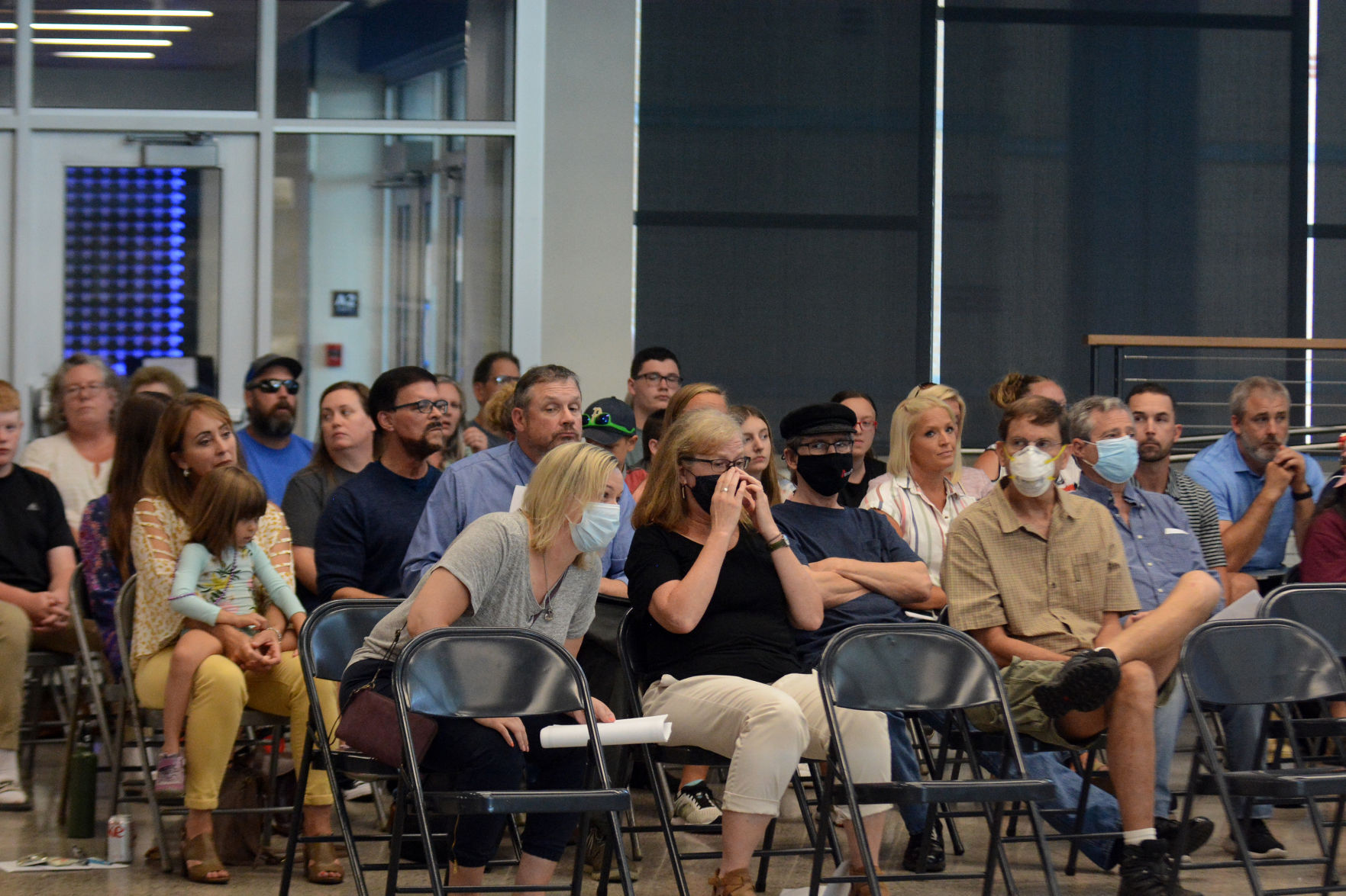 Baraboo schools mask debate